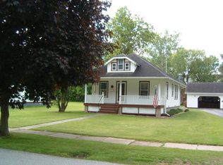 19 Clinton St, Rouses Pt, NY 12979