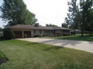 575 Flaxmill Rd, Huntington, IN 46750