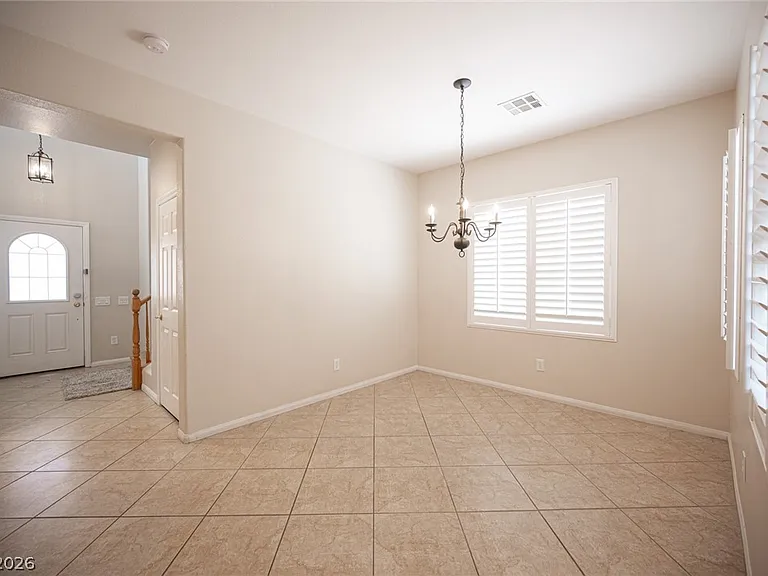 10474 Howling Coyote Ave — Photo 11