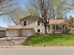 11032 Little Ave S, Bloomington, MN 55437