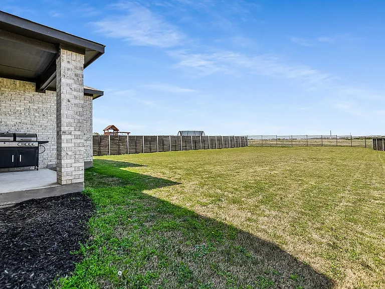 737 Leeward Pass — Photo 40