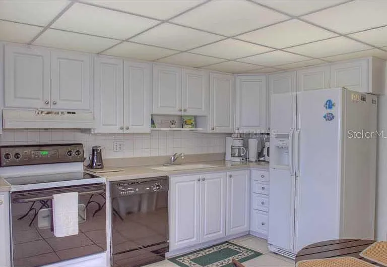 131 Garfield Dr #4C — Photo 8