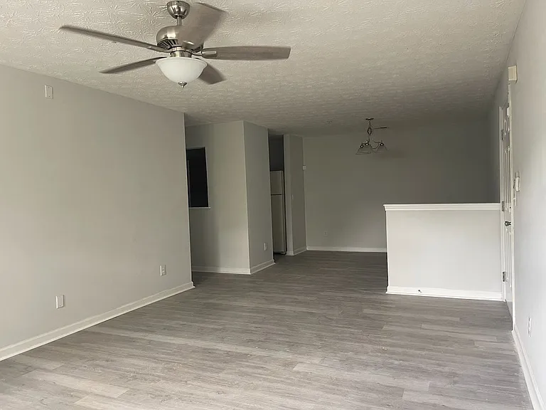 5201 Fairington Ridge Cir — Photo 3