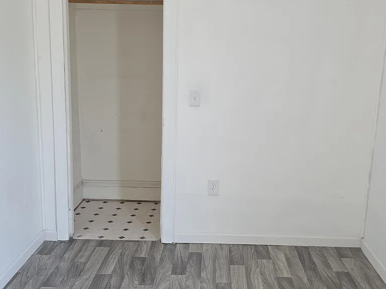 5621 S Elizabeth St #1 — Photo 8