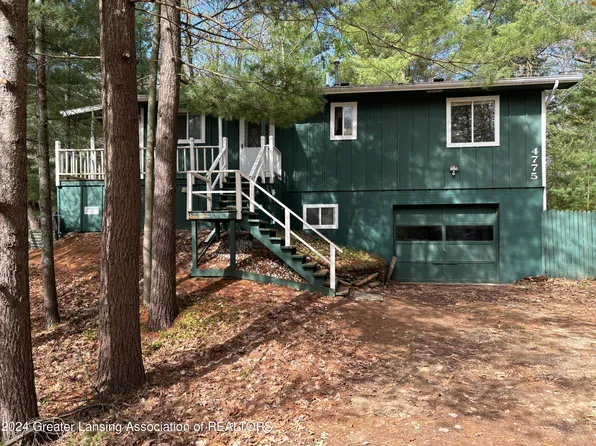 4775 Lancer Cir, Gladwin, MI 48624