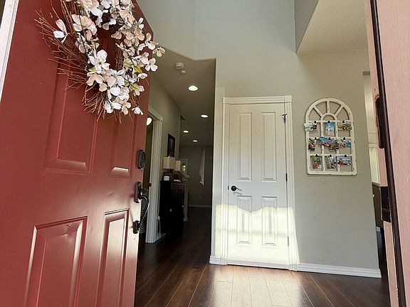 3rd image of 12609 SW Creekshire Dr