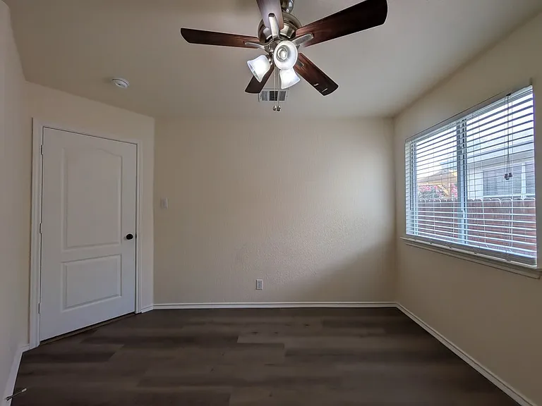 268 Goliad Dr — Photo 28