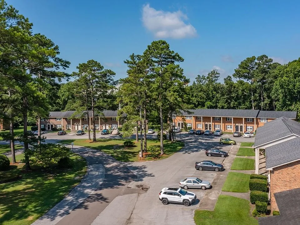 Tryon Estates