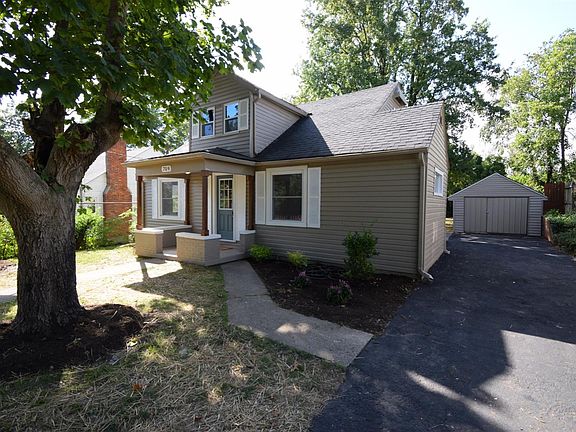 3rd image of 709 Lakeview Dr