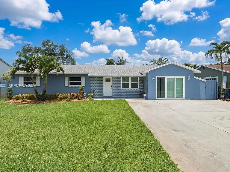 6595 Massachusetts Dr — Photo 1