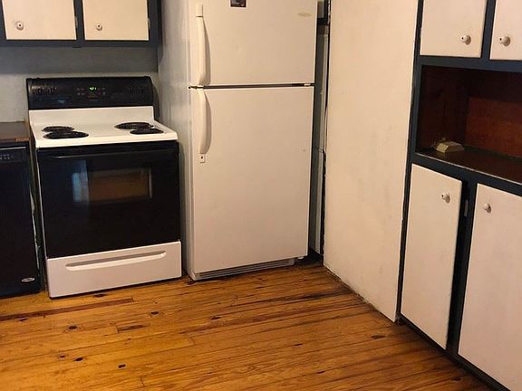 4th image of 735 Watkins Dr