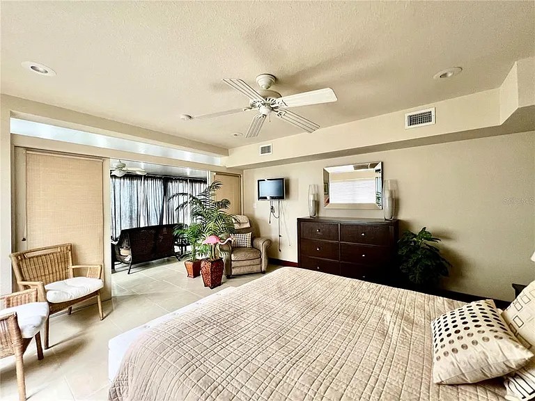 3220 Southshore Dr #22C — Photo 16