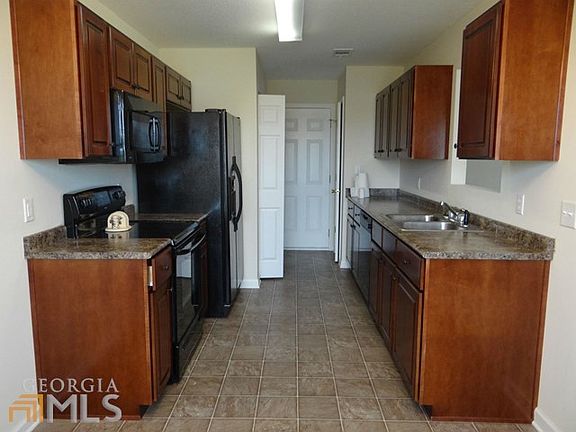 5th image of 9034 Whispering Pines Blvd