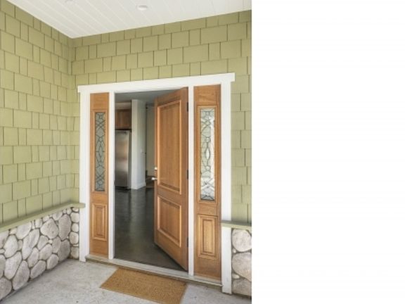 3rd image of 511 Belmont Ave