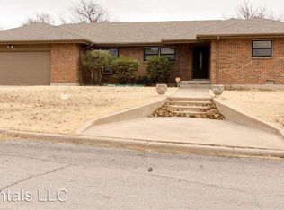 3601 NW Nob Hill Dr, Lawton, OK 73505