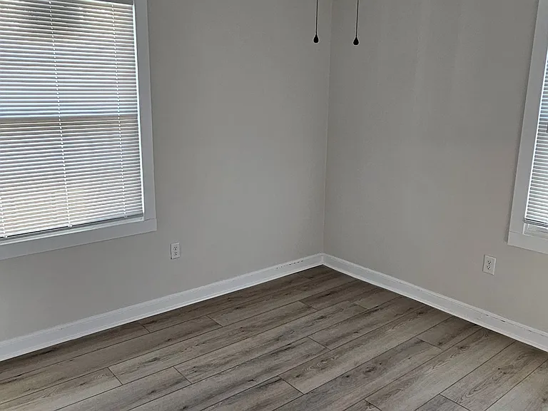 3820 Montgomery Ave — Photo 13