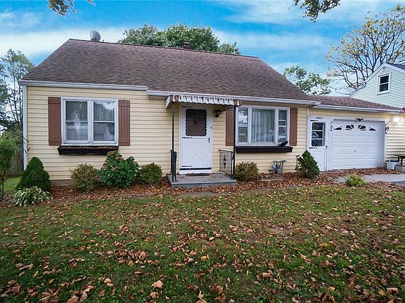 2nd image of 2662 Hermitage Ave