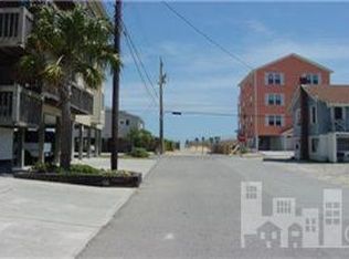 310 S Carolina Beach Ave #7, Carolina Beach, NC 28428