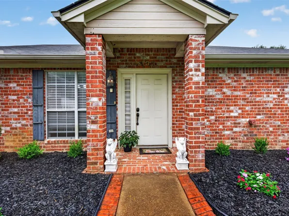4505 Lawndale Dr, Benton, LA 71006