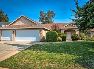 3190 Henrys Fork Dr, Redding, CA 96002
