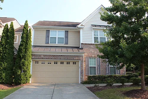 1000 Garden Square Ln Photo 1