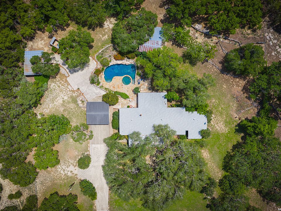 1st image of 107 Sun Valley Dr