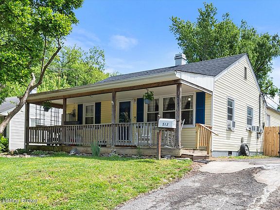 3rd image of 513 Village Dr