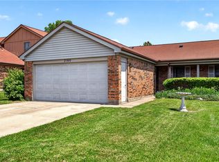 3160 Cymar Dr, Dayton, OH 45434