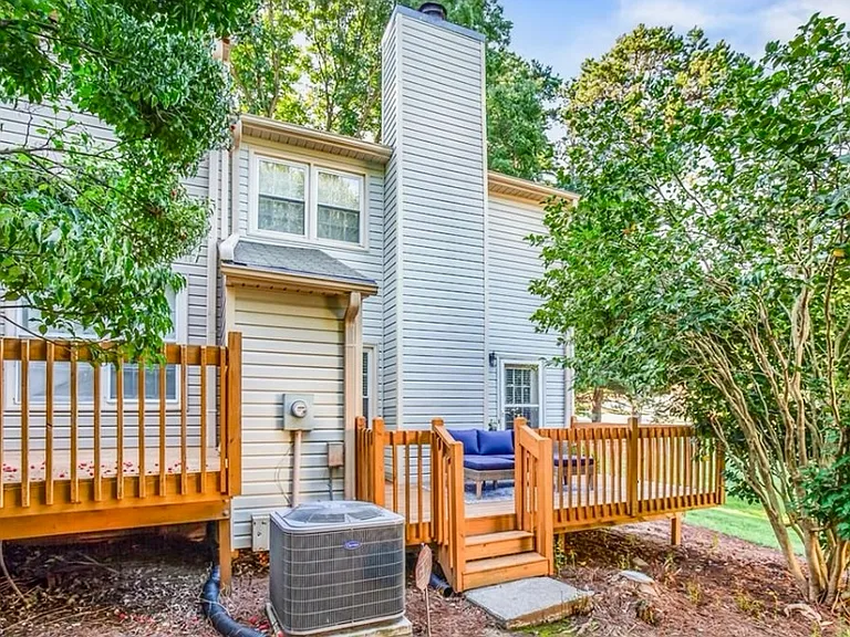 2757 Crosswinds Dr — Photo 13