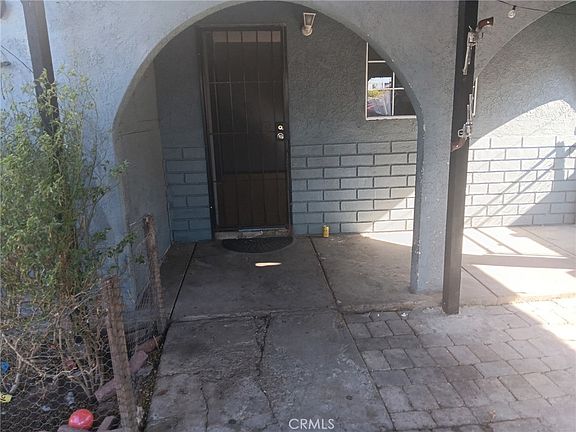 3rd image of 11136 Keswick St