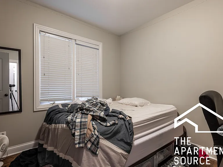 1136 W Diversey Pkwy #3 — Photo 10