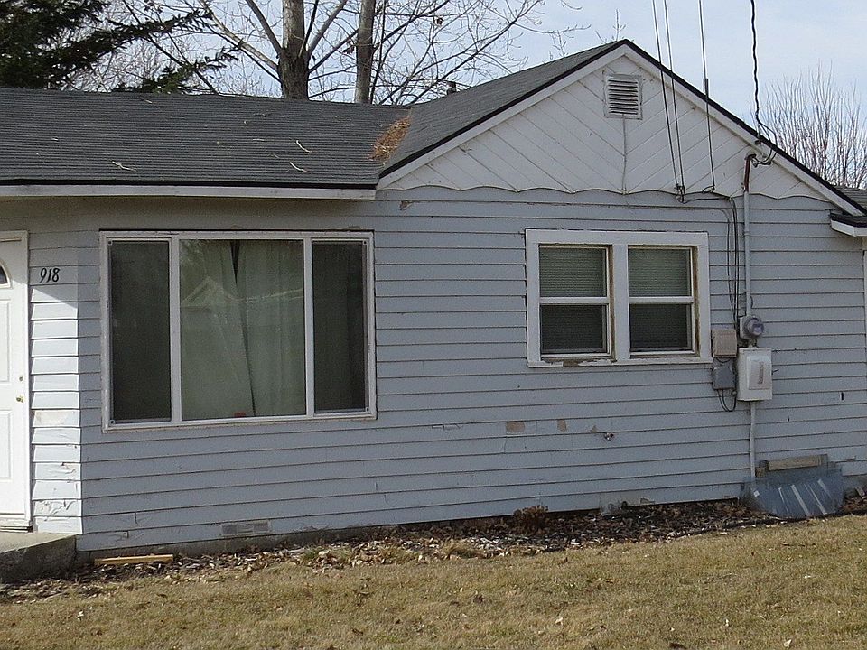 1st image of 918 11th St