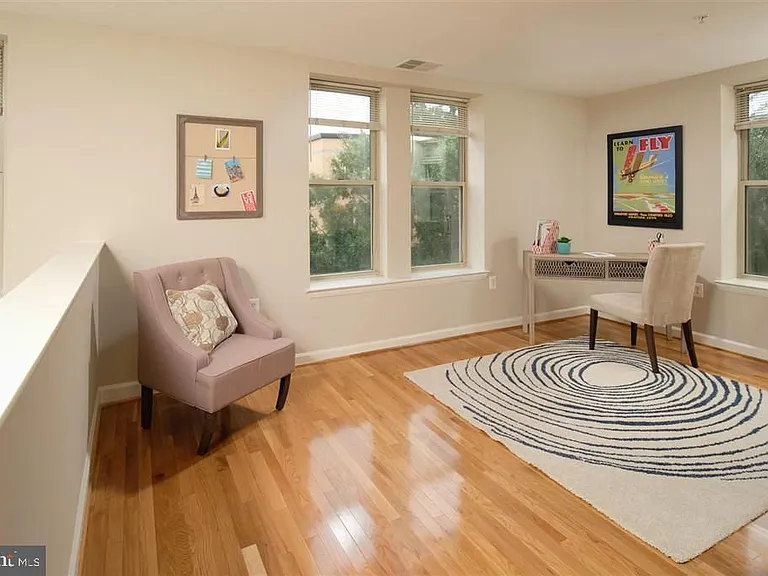 1308 Clifton St NW #217 — Photo 2