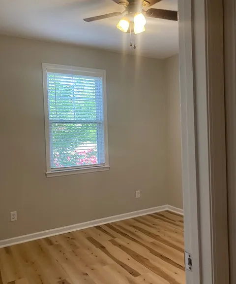 19 Graymont Cir — Photo 14