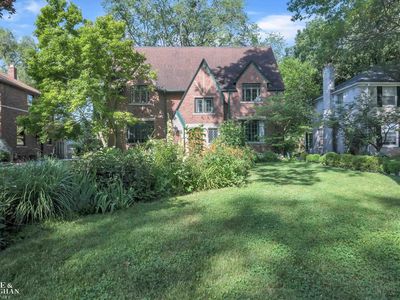 1417 Buckingham Rd, Grosse Pointe Park, MI, 48230