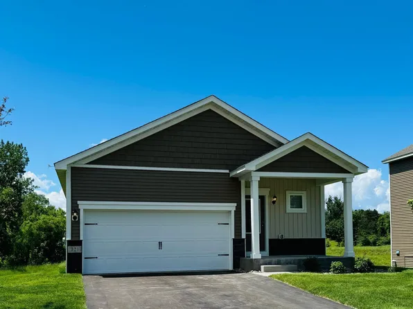 510 Spruce Ct N, Cambridge, MN 55008