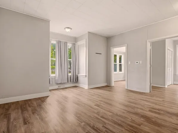 1002 8th St S, La Crosse, WI 54601