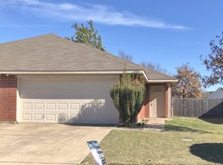 5505 Homestead Rd, Arlington, TX 76017