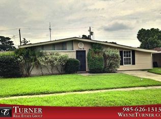 1919 Cedarwood Ave, Gretna, LA 70056