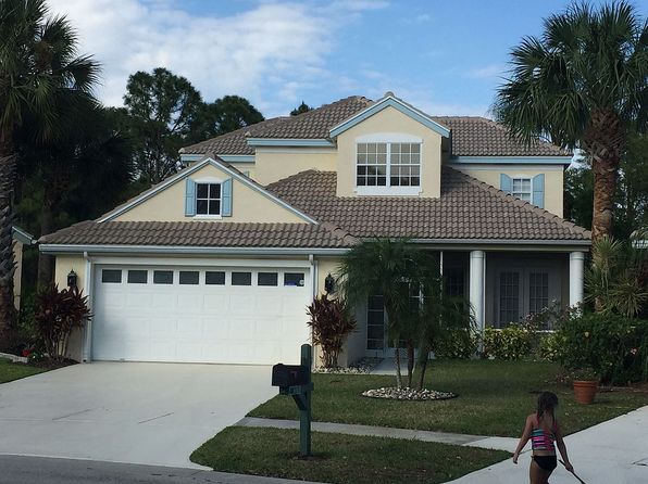 6483 SE Wild Olive Ln