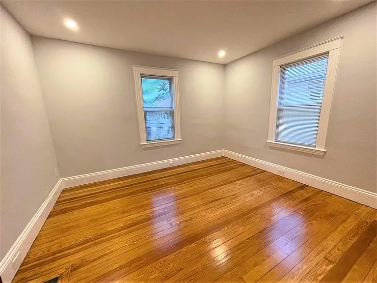 122 Beech St #2 — Photo 5