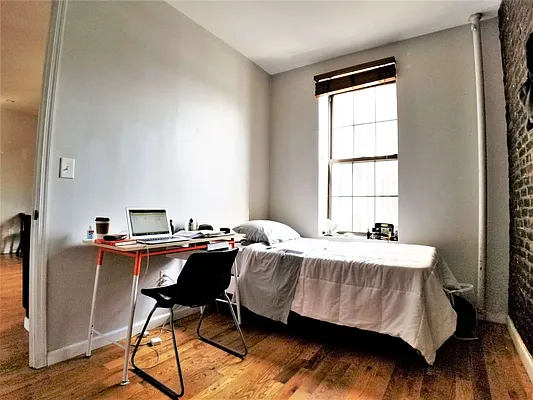 Rented by EXR | media 15