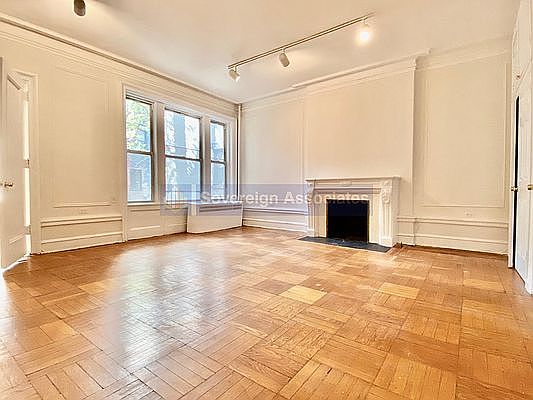 1st image of 306 W 107th St APT 3R