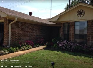 203 La Grange Dr, Wake Village, TX 75501