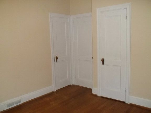 5th image of 208 North Ave