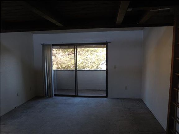 5th image of 2435 Sycamore Glen Dr