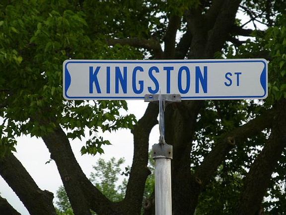4th image of 11028 Kingston St