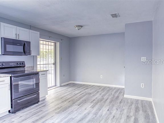 4th image of 13849 Wilson St