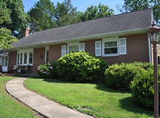 1514 Springside Dr, Lancaster, PA