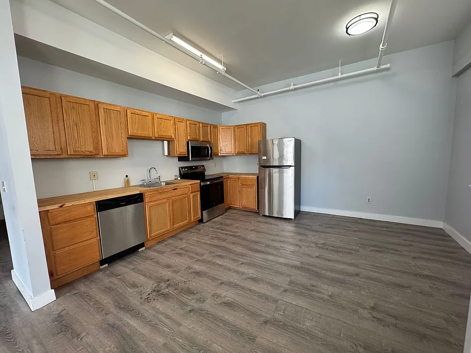 16 Park St #24